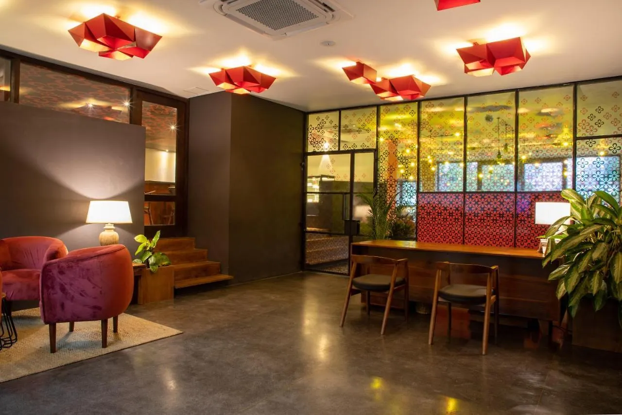 Lake Avenue Hotel Kandy